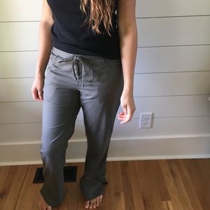 Grey’s Anatomy Olive Green 5 pocket Scrub Pants